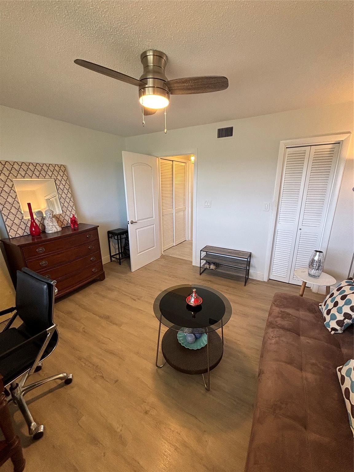 Park South Eleven Inc Con - Residential Lease