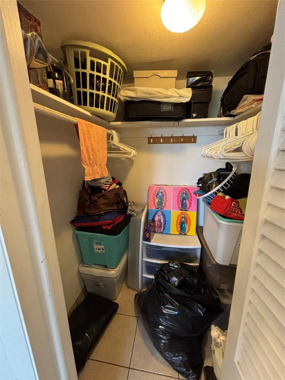 Park South Eleven Inc Con - Residential Lease