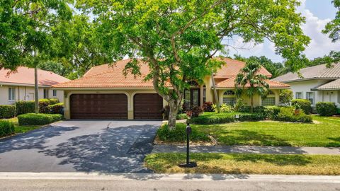 Single Family Residence in Coral Springs FL 4857 Kensington Cir Cir.jpg