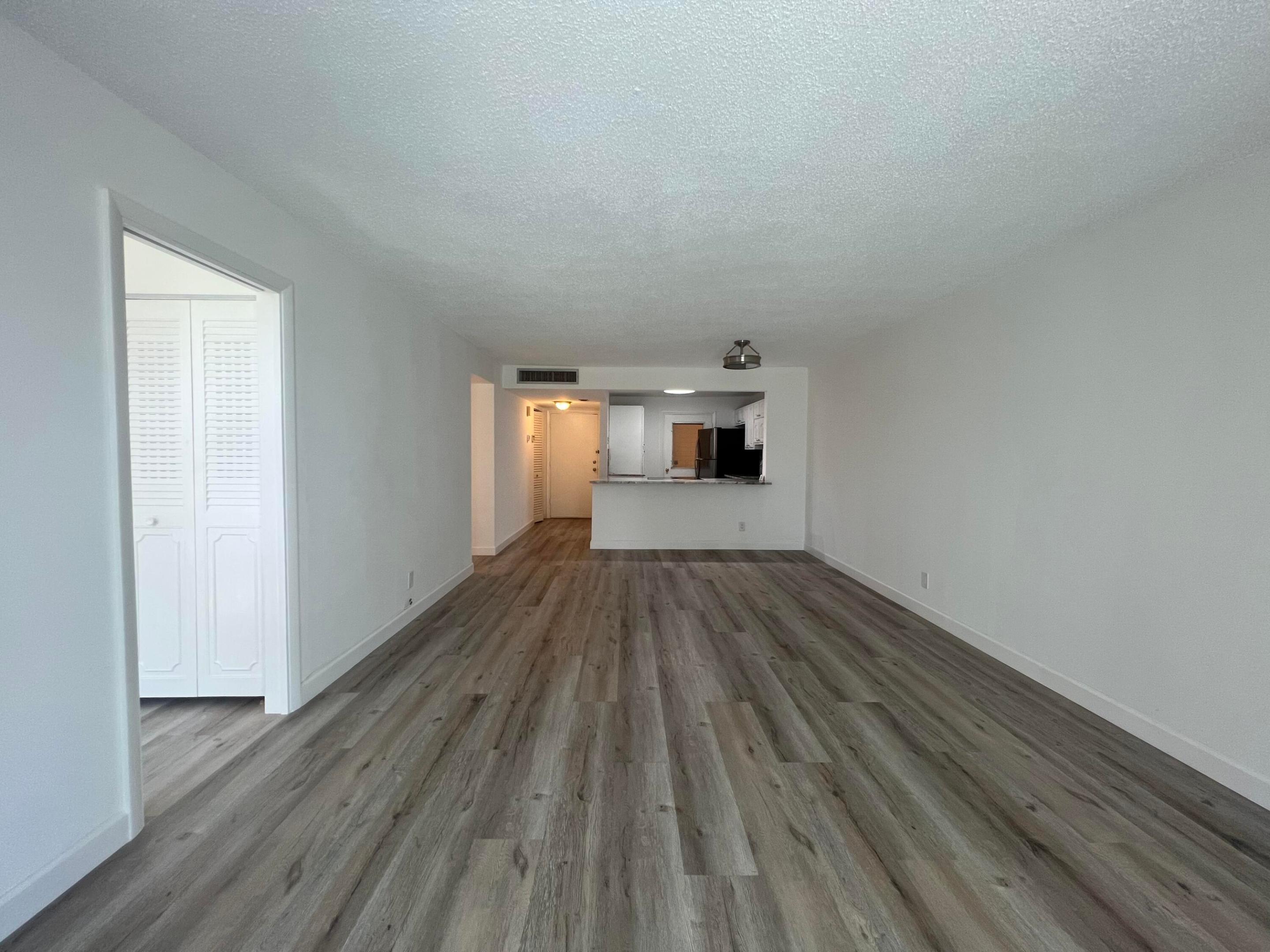 BOCA TEECA CONDO 4 - Residential