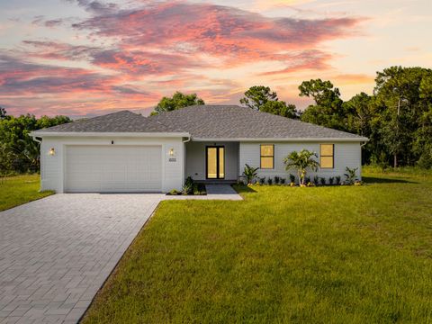 Photo of 1142 SW Abbey Avenue, Port Saint Lucie, FL 34953 (MLS # R11127954)