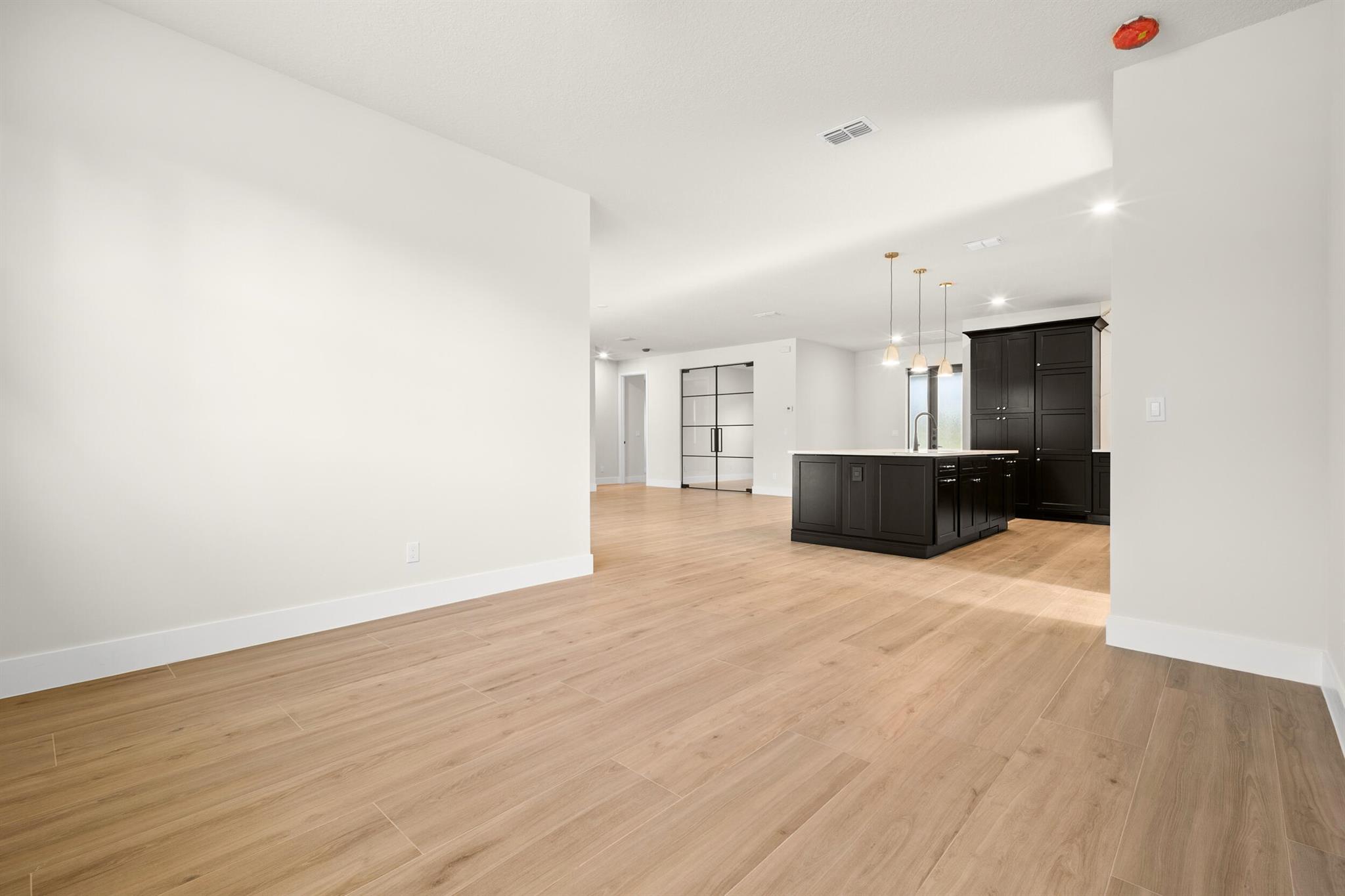 PORT ST LUCIE SECTION 8 - Residential