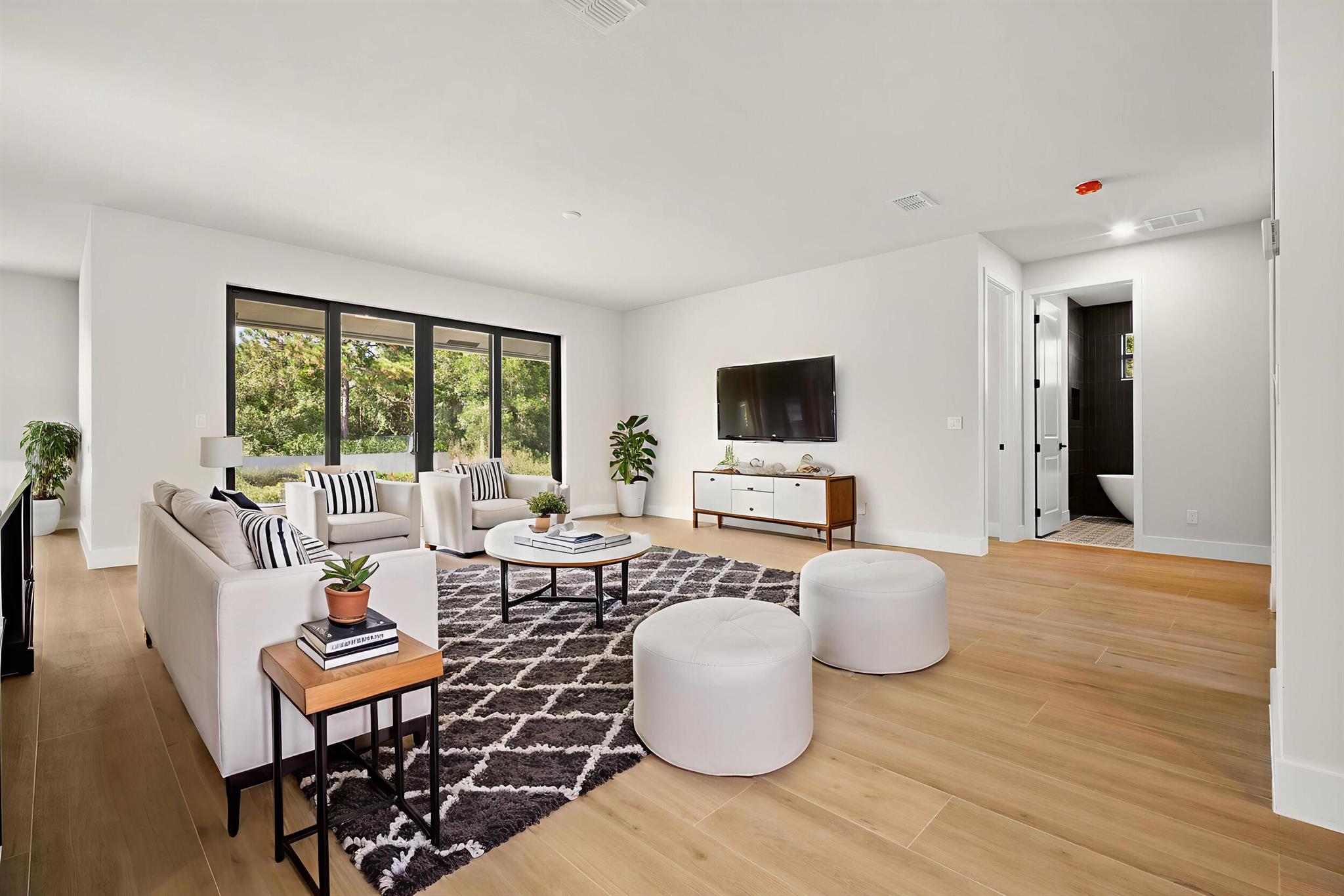 PORT ST LUCIE SECTION 8 - Residential