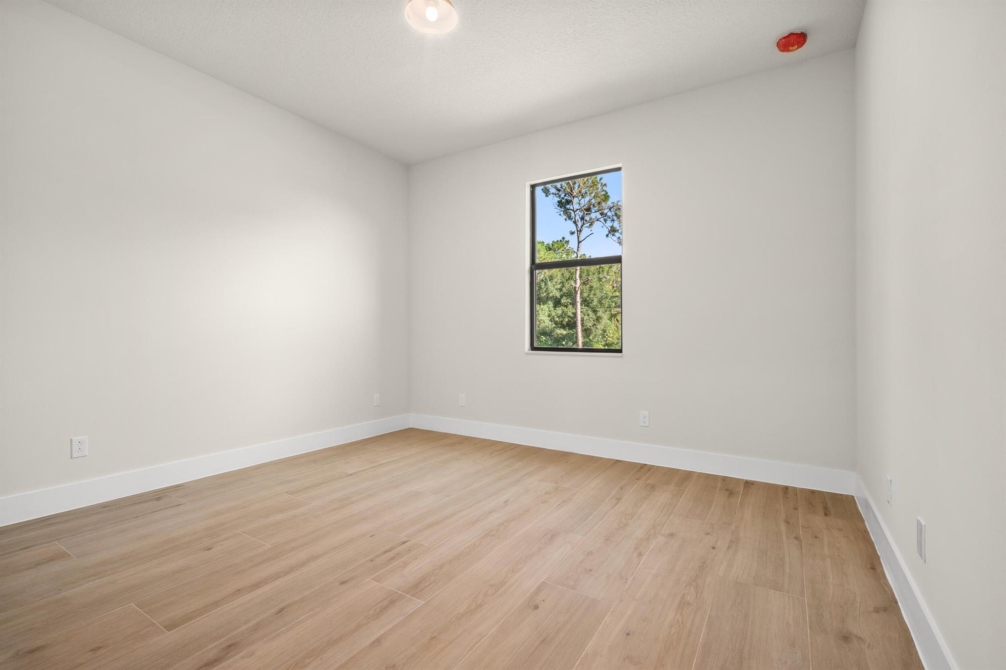 PORT ST LUCIE SECTION 8 - Residential