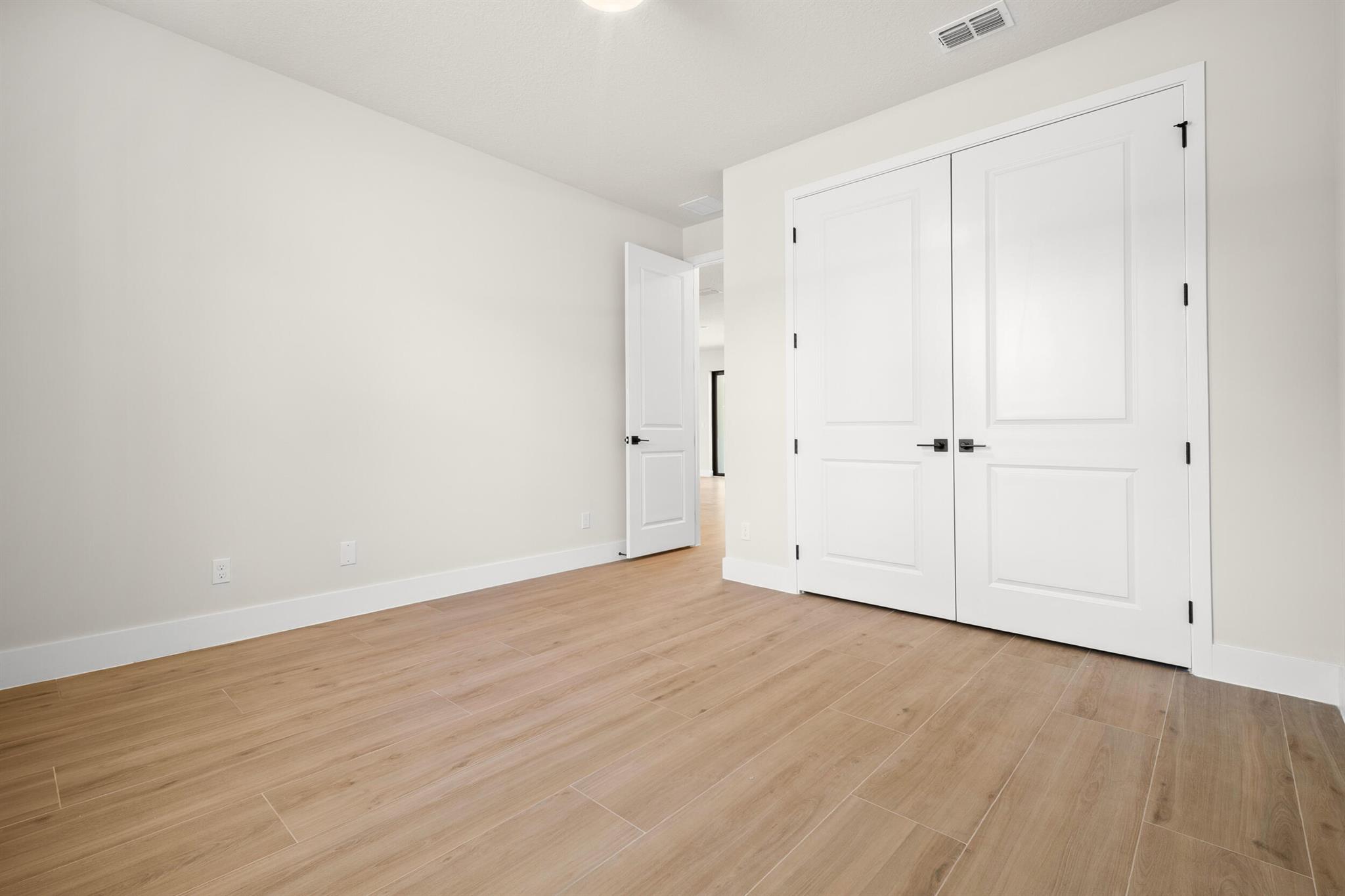 PORT ST LUCIE SECTION 8 - Residential