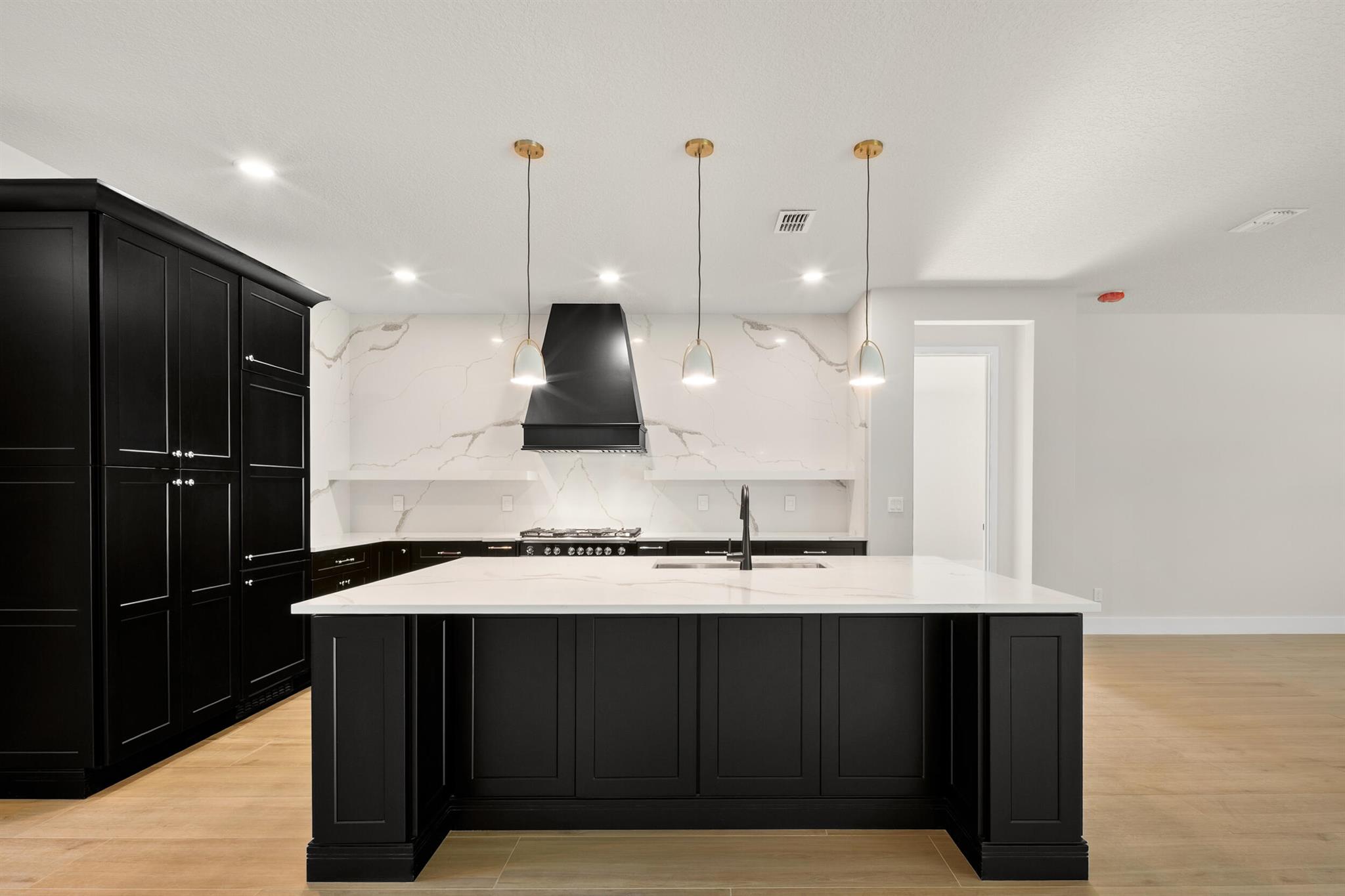 PORT ST LUCIE SECTION 8 - Residential