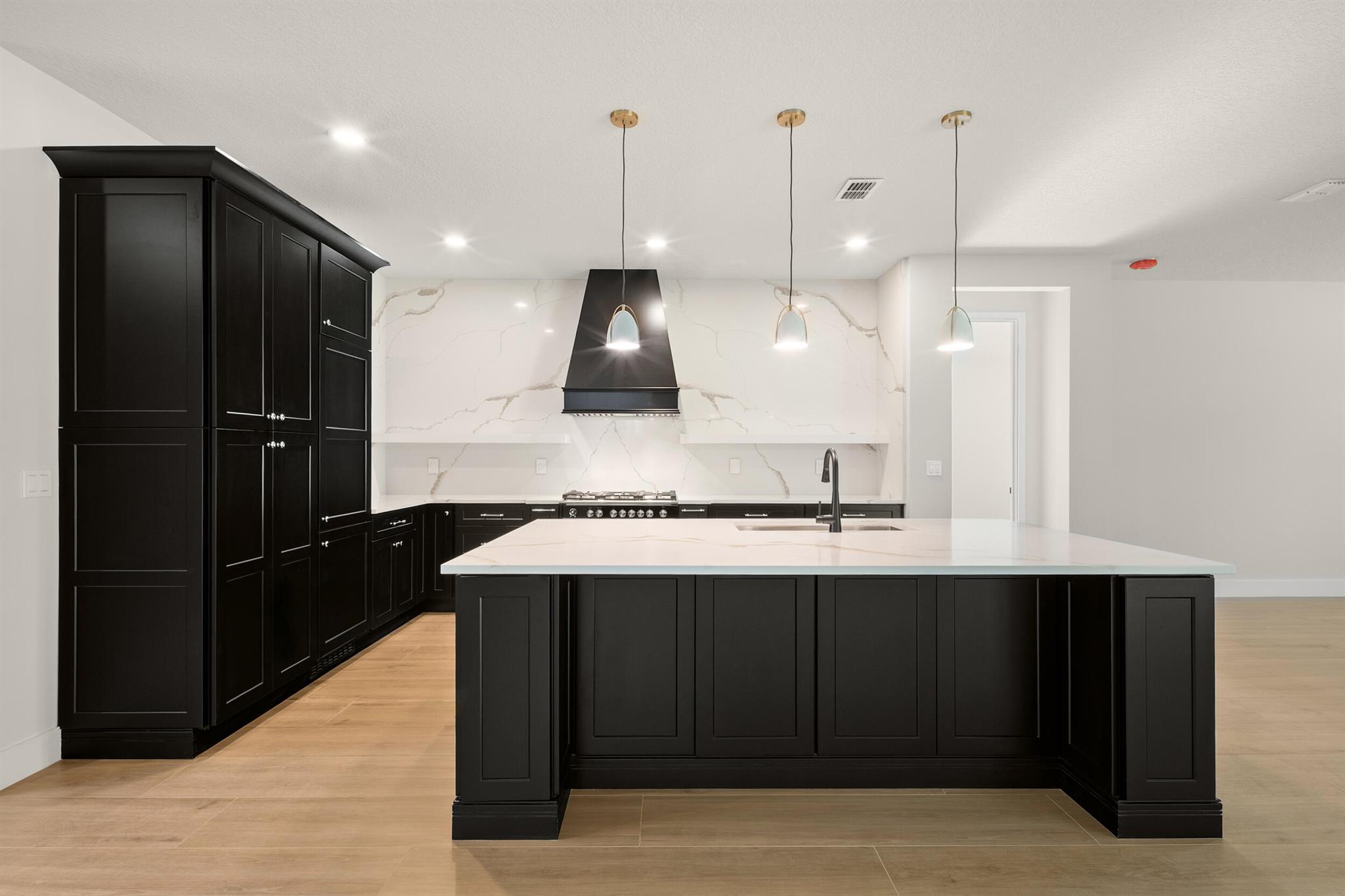 PORT ST LUCIE SECTION 8 - Residential