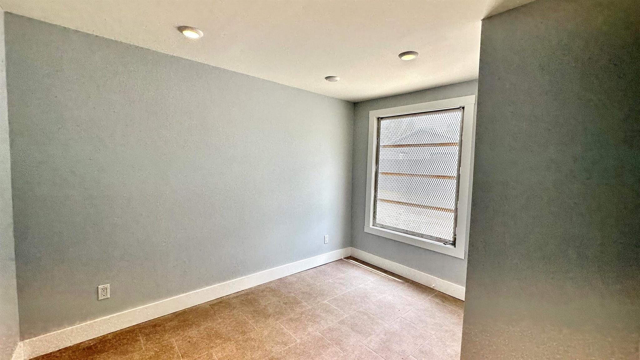 LAKE WORTH TOWN OF - Residential Lease