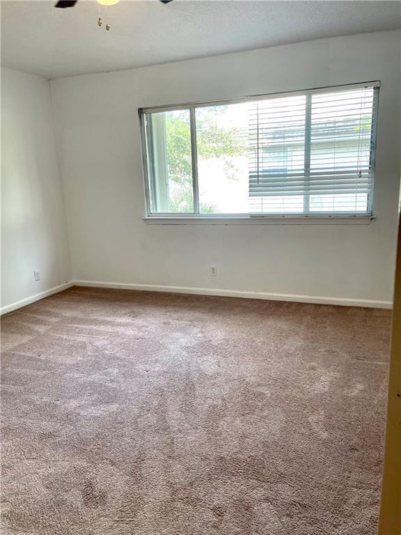 CORAL REEF CLUB - Residential