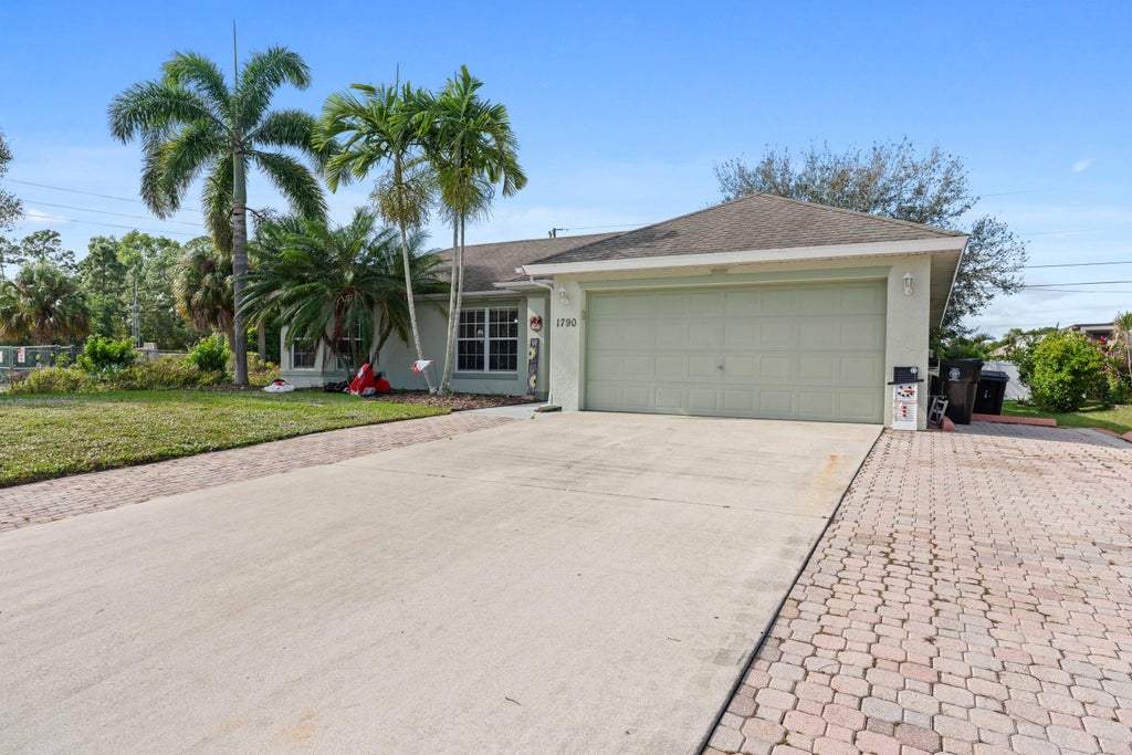 Photo of 1790 SW Congo Street, Port Saint Lucie, FL 34953 (MLS # R10927896)