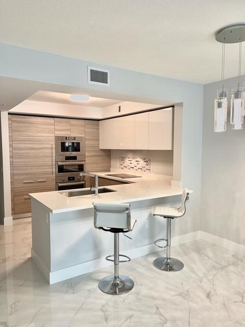 330 Sunny Isles Boulevard 5-703