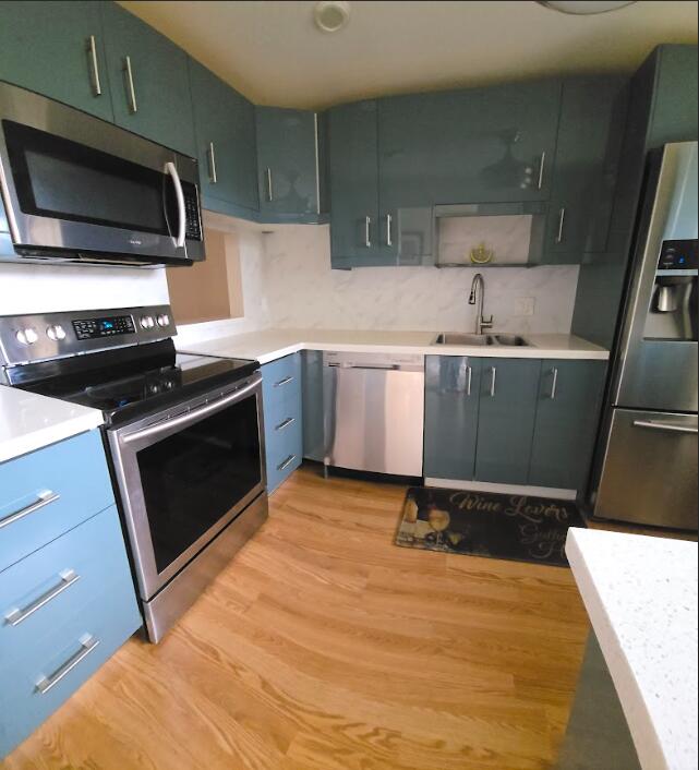 OXFORD CONDO - Residential