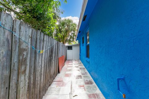 A home in Lake Worth Beach