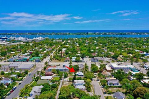 611 35th Street West Palm Beach FL 33407