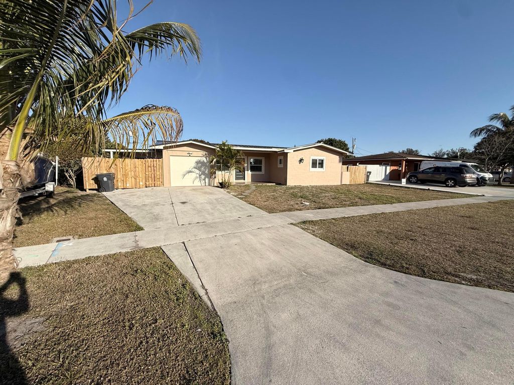 Photo of 2550 Lakehaven Road, West Palm Beach, FL 33415 (MLS # R11163247)