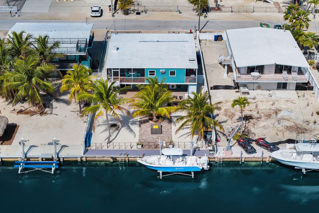 Photo of 180 La Paloma Road, Key Largo, FL 33037 (MLS # B26014069)