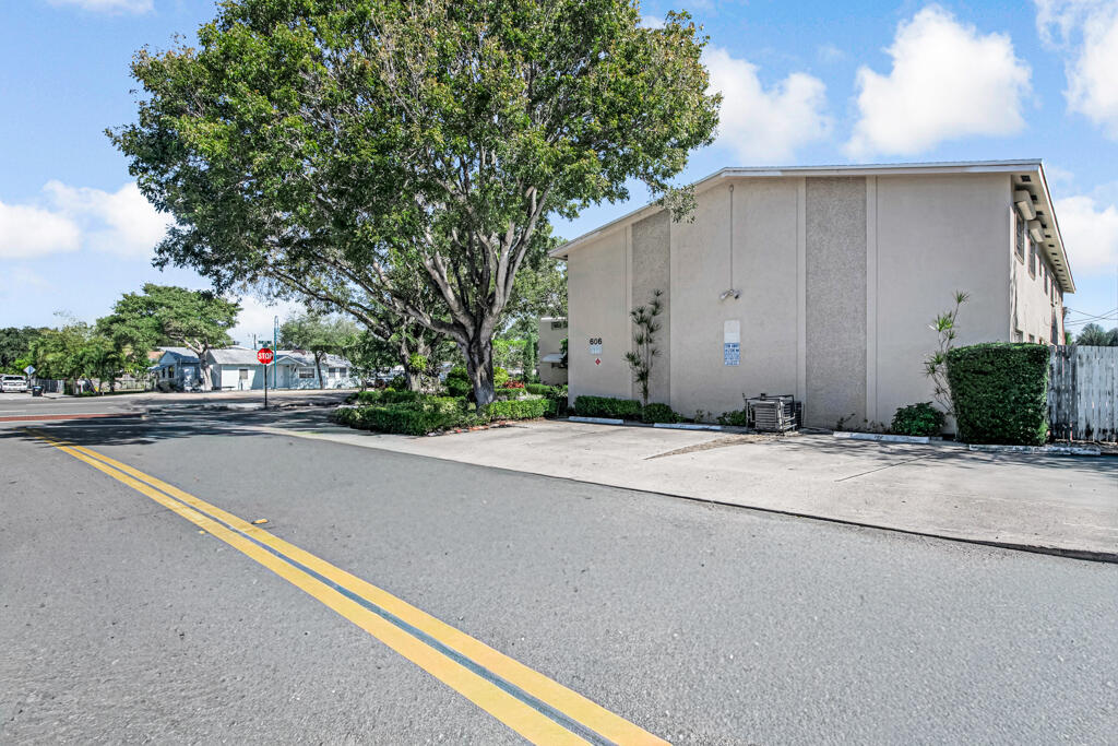 SOUTH SEA APTS CONDO - Residential