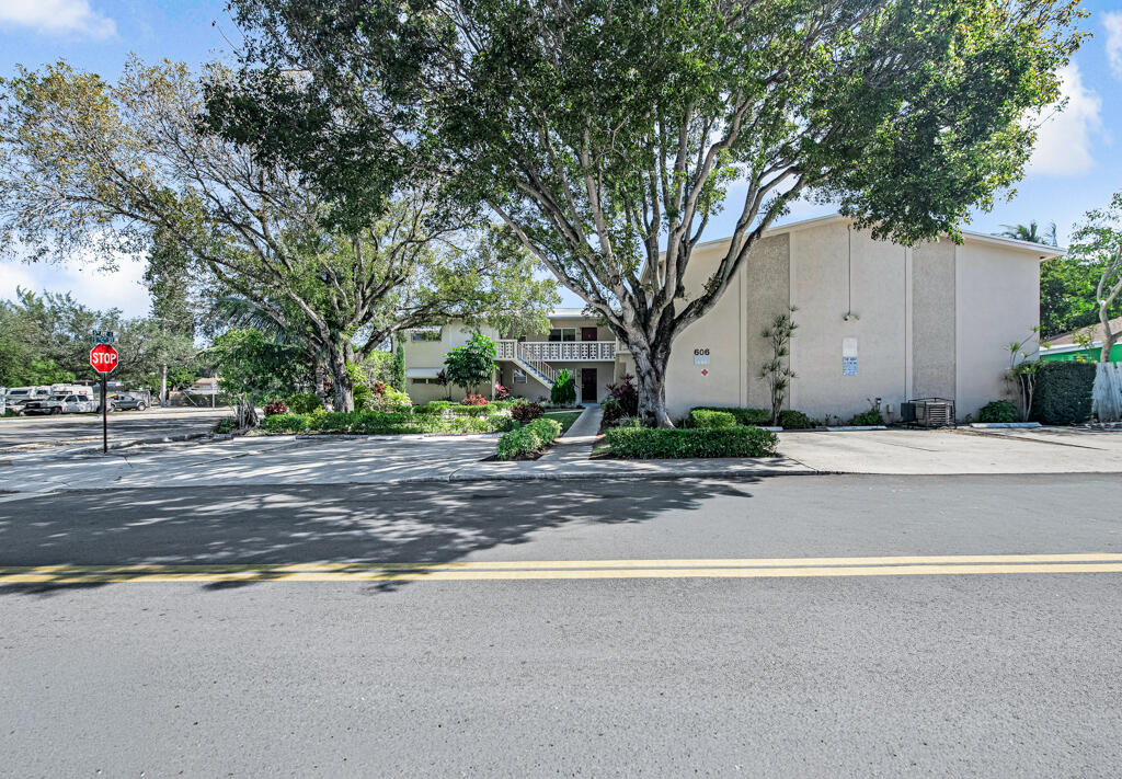 SOUTH SEA APTS CONDO - Residential