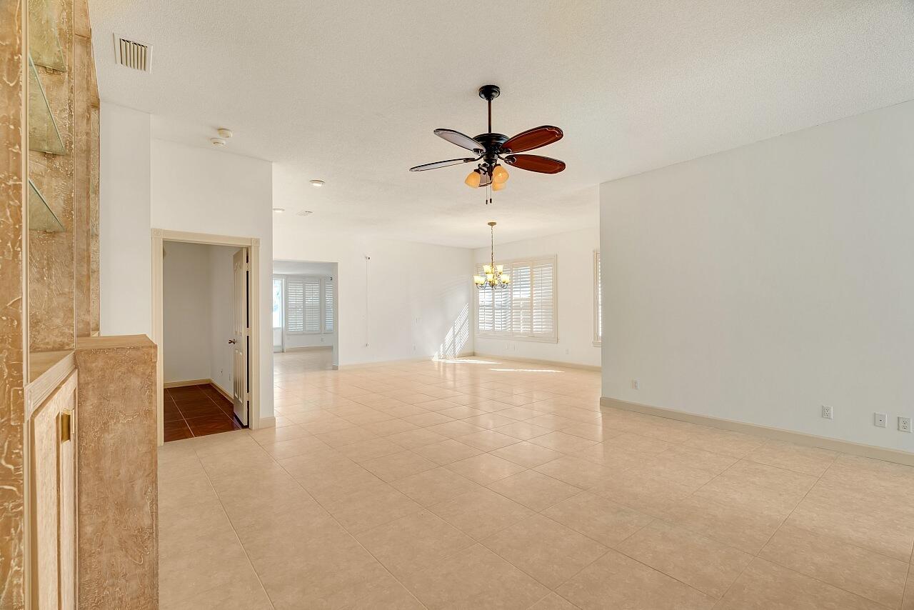 The MEADOWS AT MARTIN DOWNS - Residential