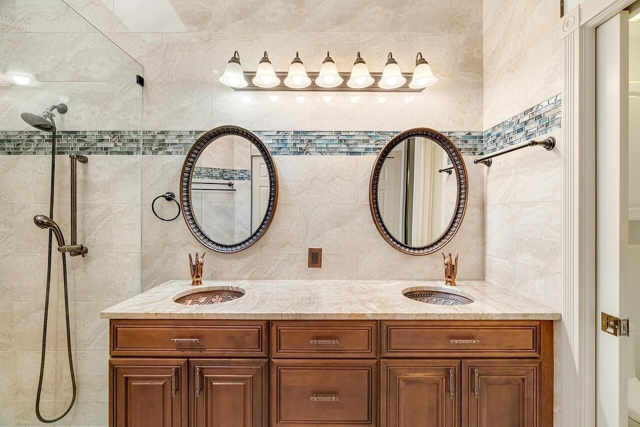 The MEADOWS AT MARTIN DOWNS - Residential