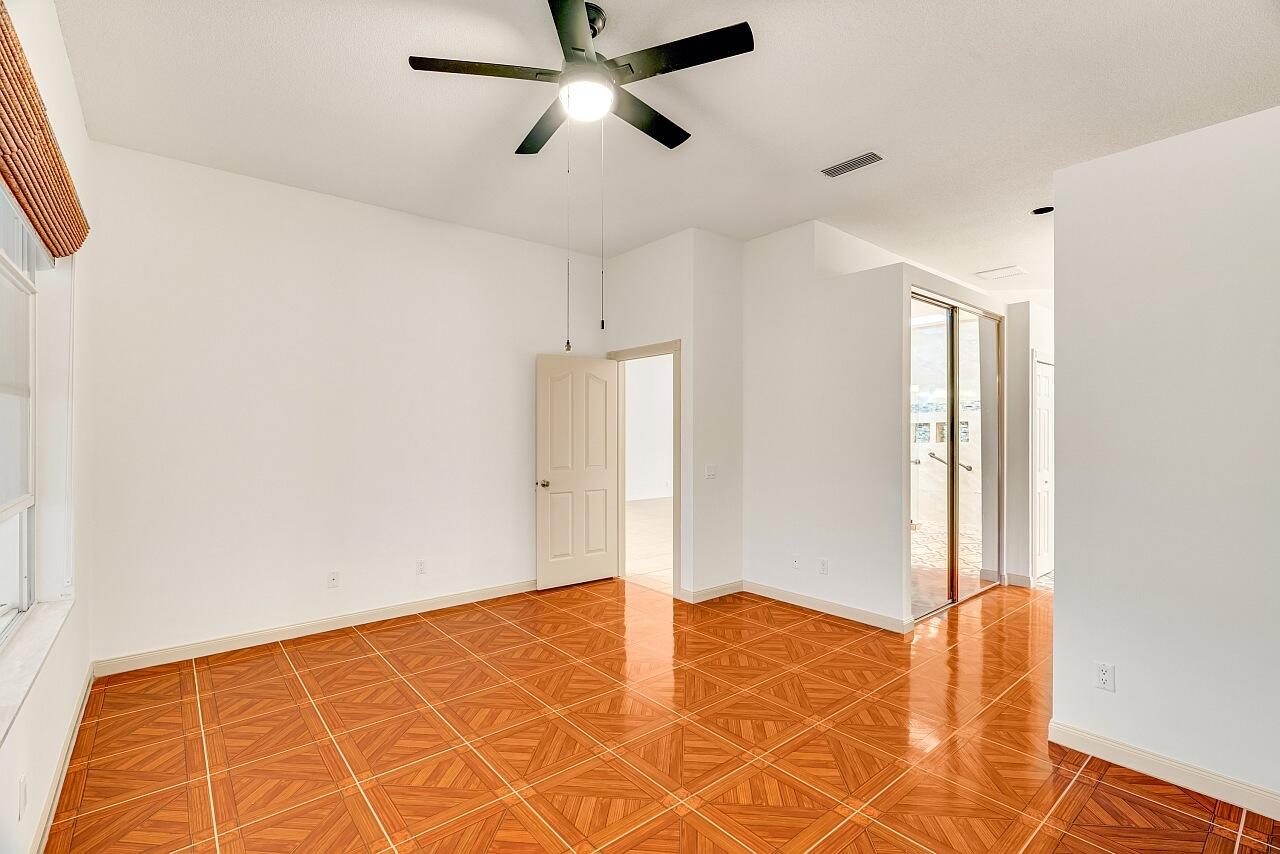 The MEADOWS AT MARTIN DOWNS - Residential