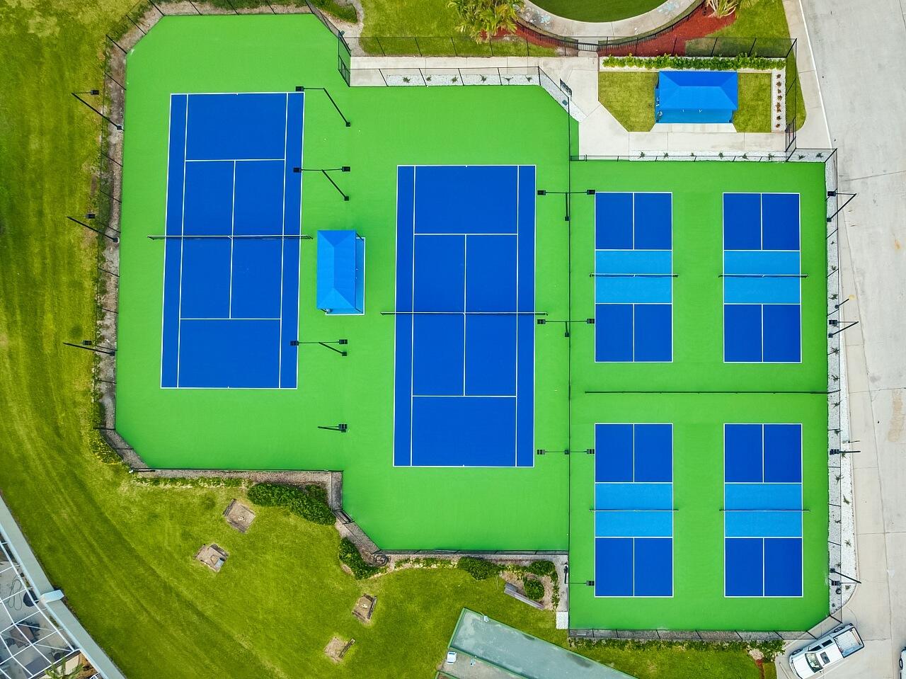 The MEADOWS AT MARTIN DOWNS - Residential