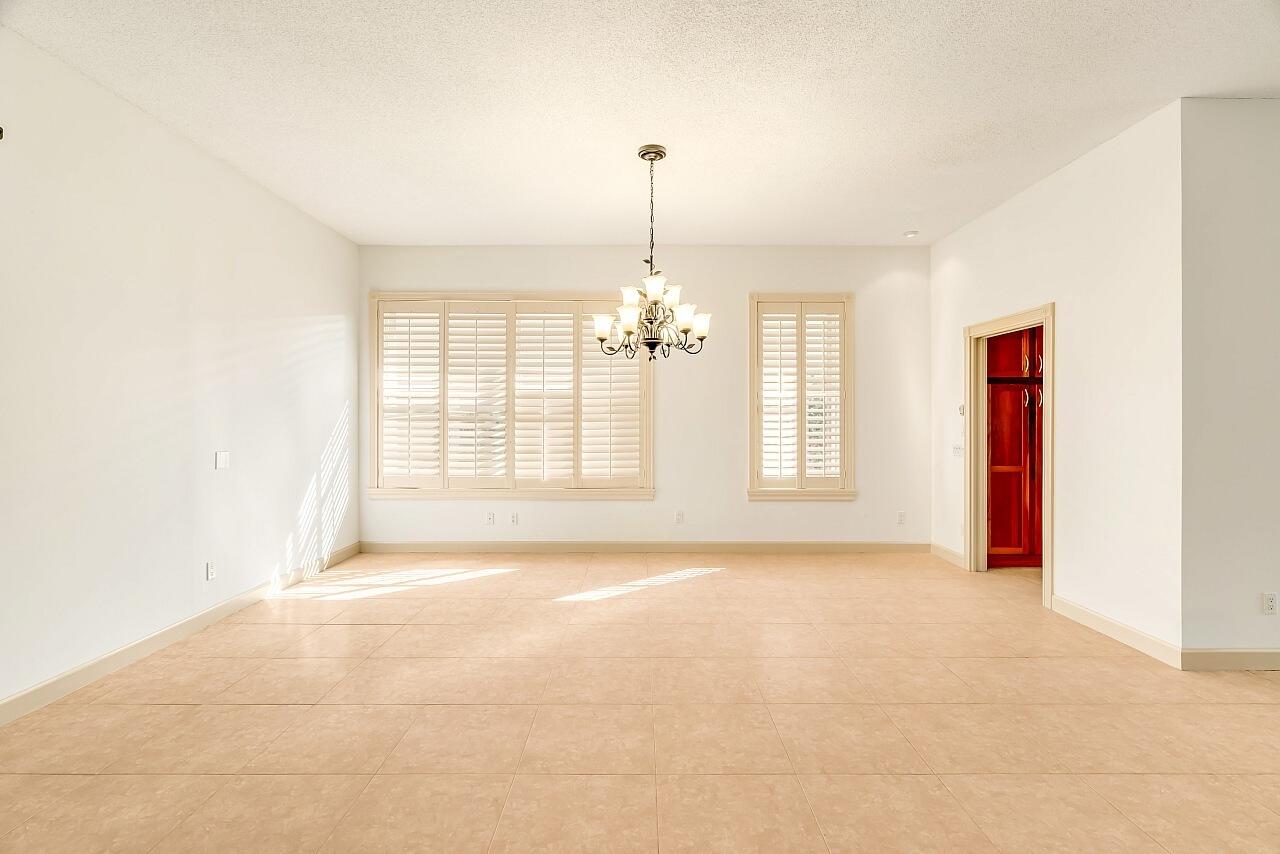 The MEADOWS AT MARTIN DOWNS - Residential