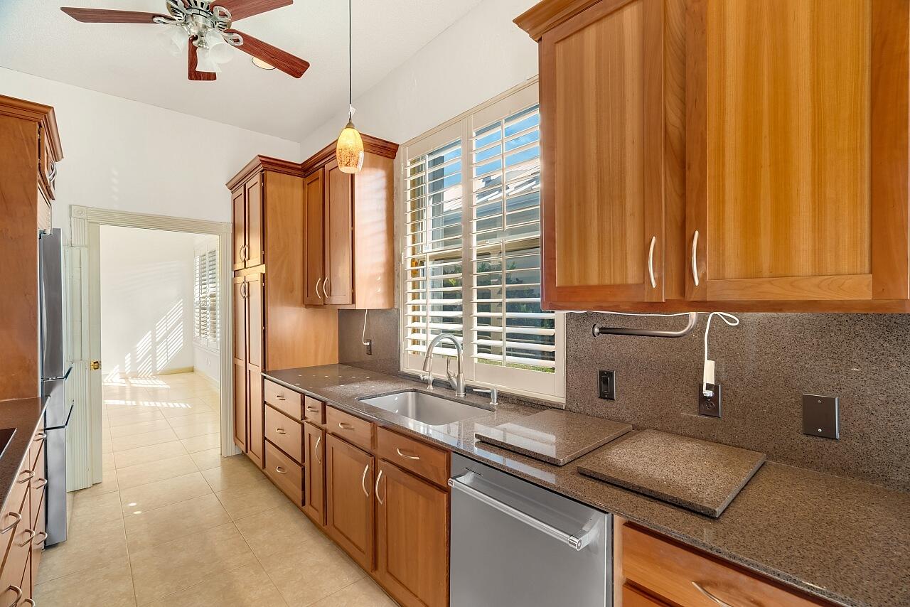 The MEADOWS AT MARTIN DOWNS - Residential