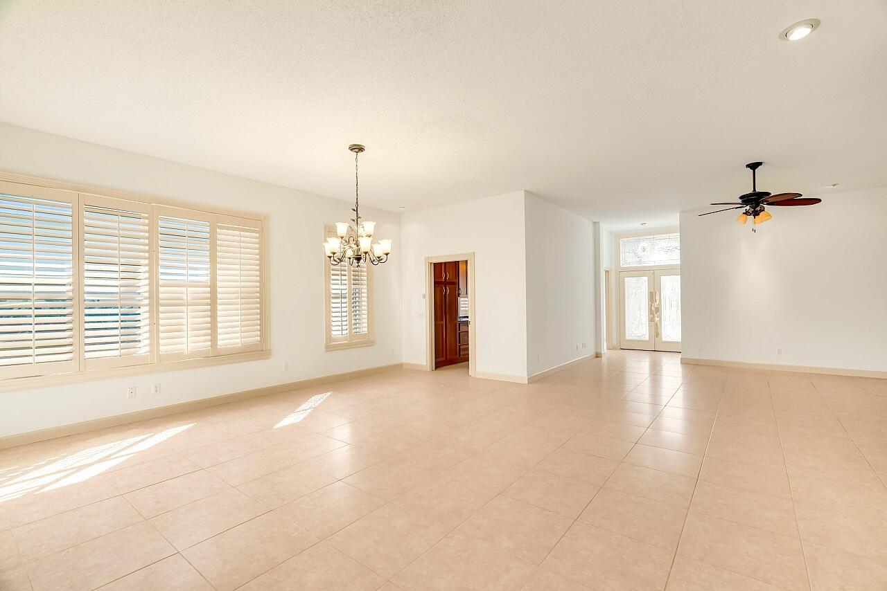 The MEADOWS AT MARTIN DOWNS - Residential