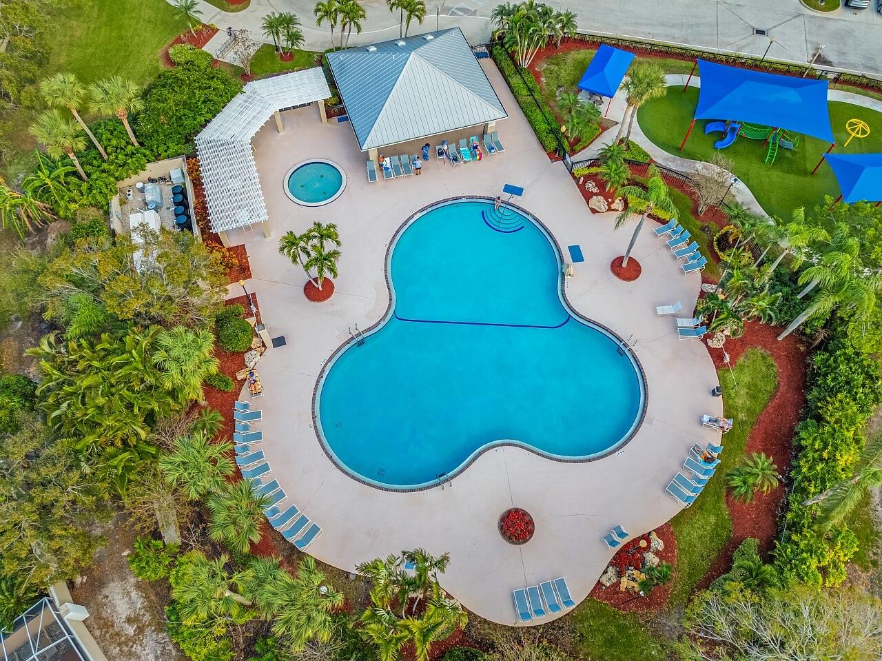 The MEADOWS AT MARTIN DOWNS - Residential