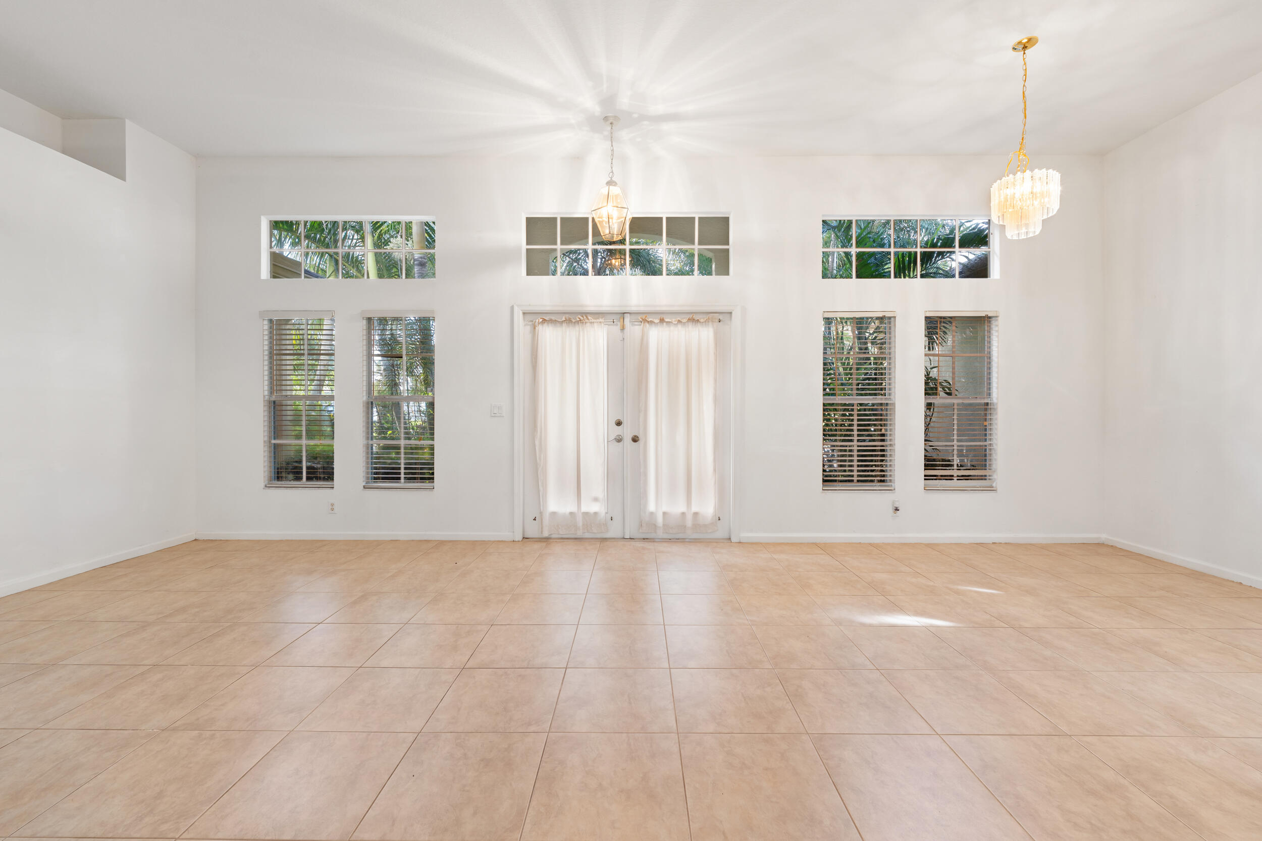 PORT ST LUCIE SECTION 33 - Residential