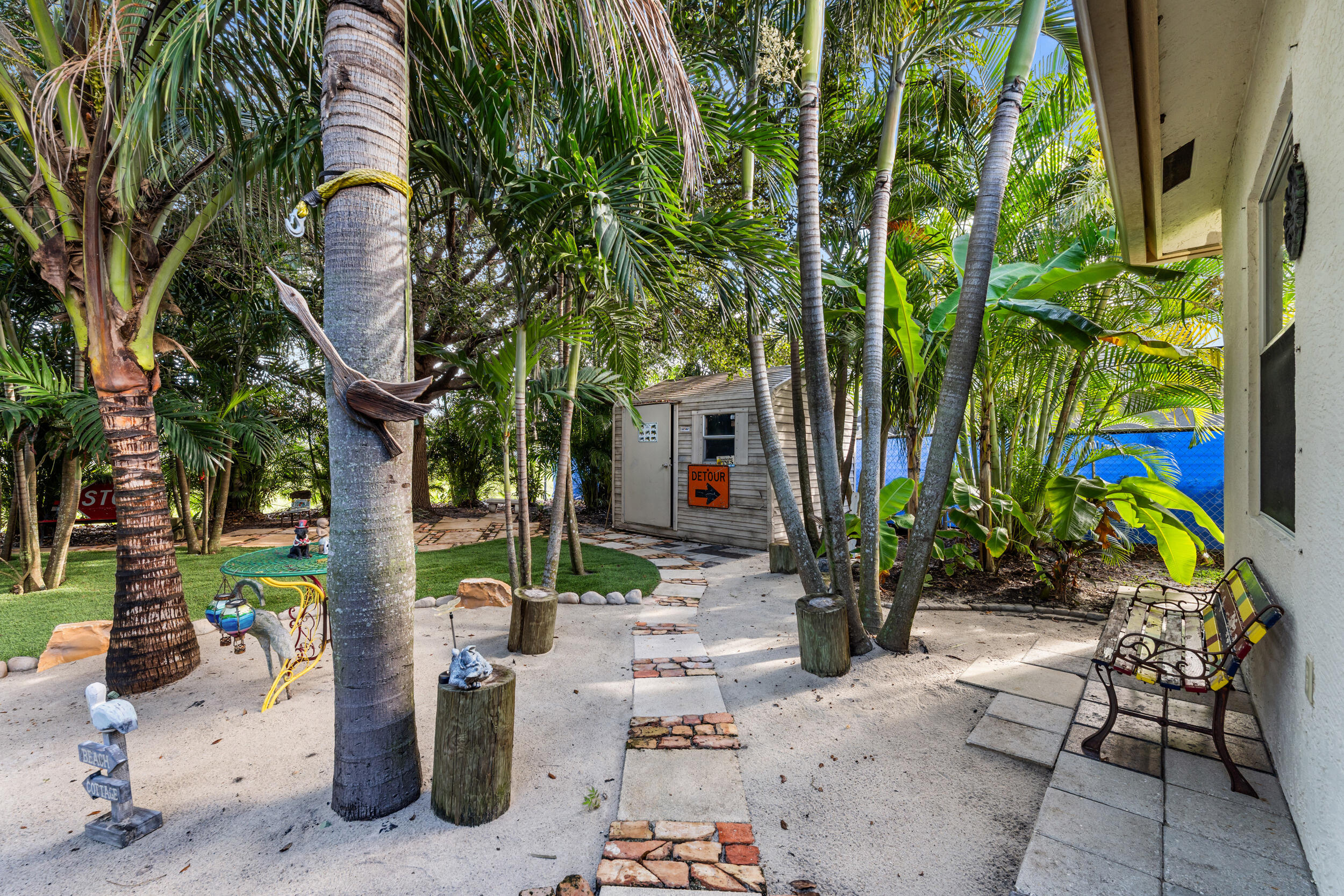 PORT ST LUCIE SECTION 33 - Residential