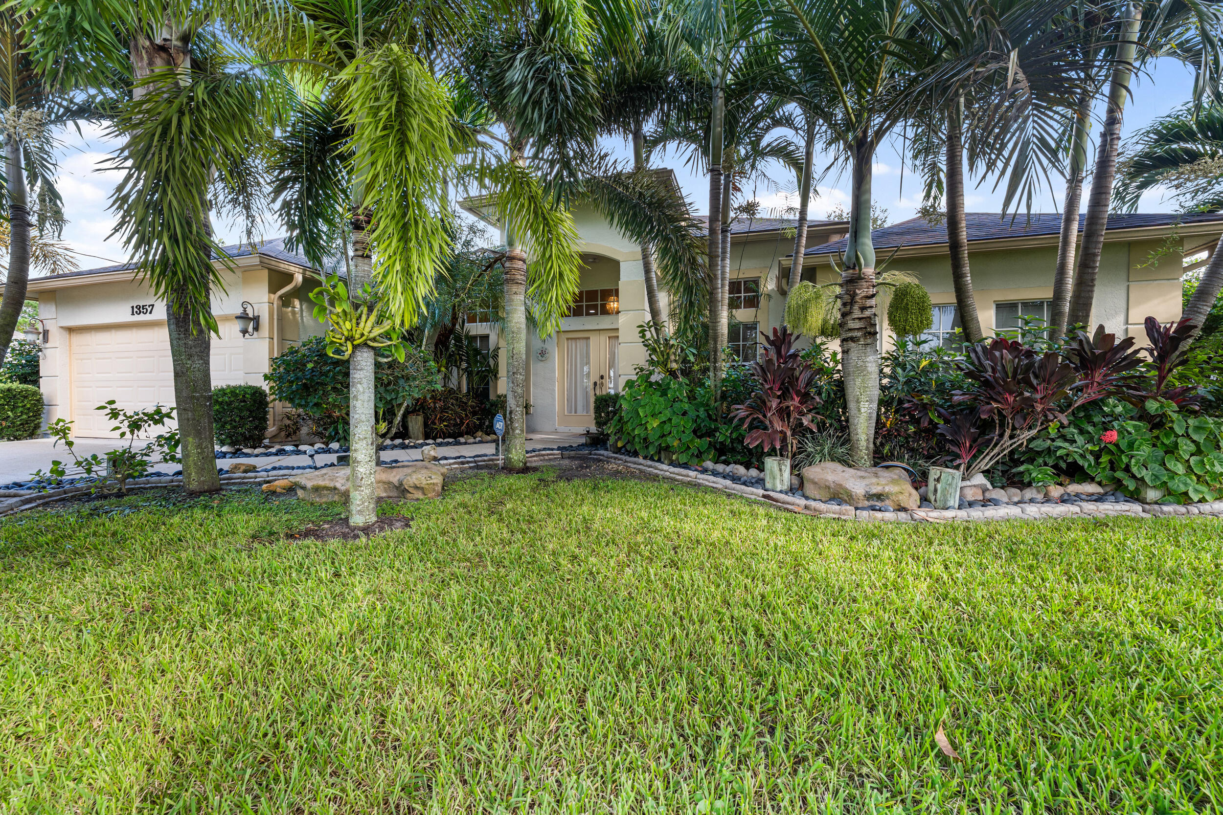 PORT ST LUCIE SECTION 33 - Residential