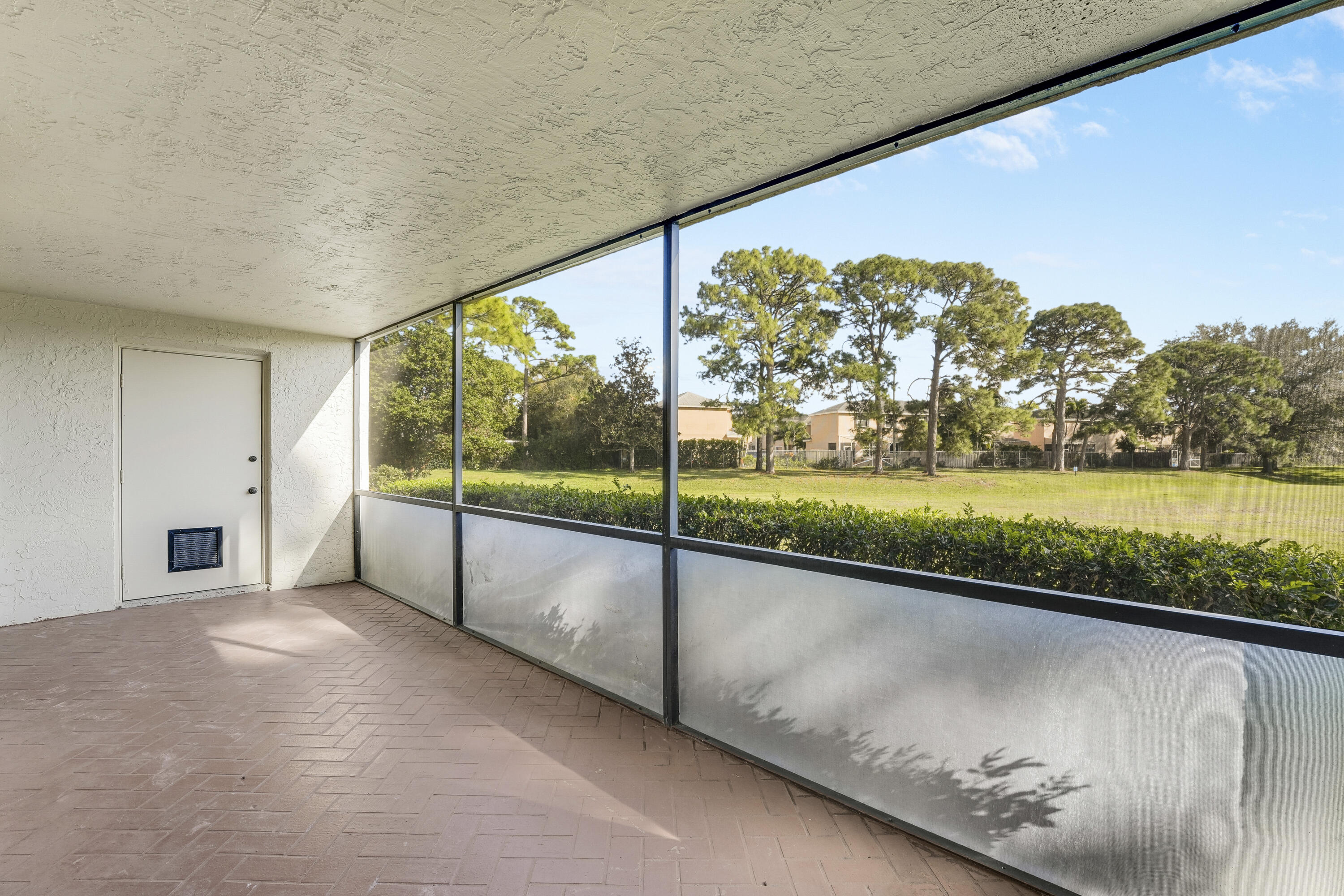 CHASEWOOD OF JUPITER CONDO - Residential Lease