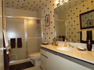 FOUNTAINS OF PALM BEACH CONDO 8 - Residential