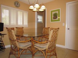 FOUNTAINS OF PALM BEACH CONDO 8 - Residential