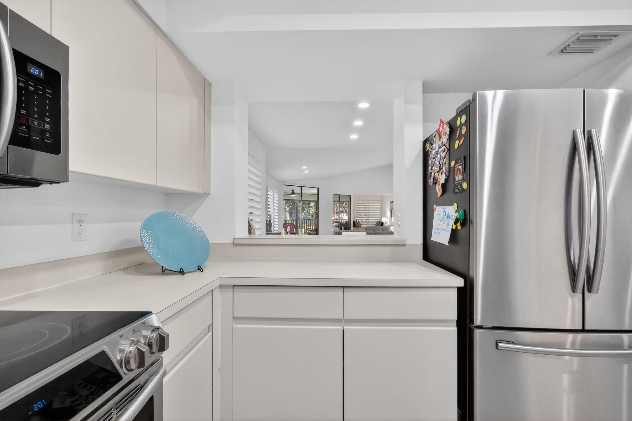 GLENEAGLES CONDO V - Residential Lease