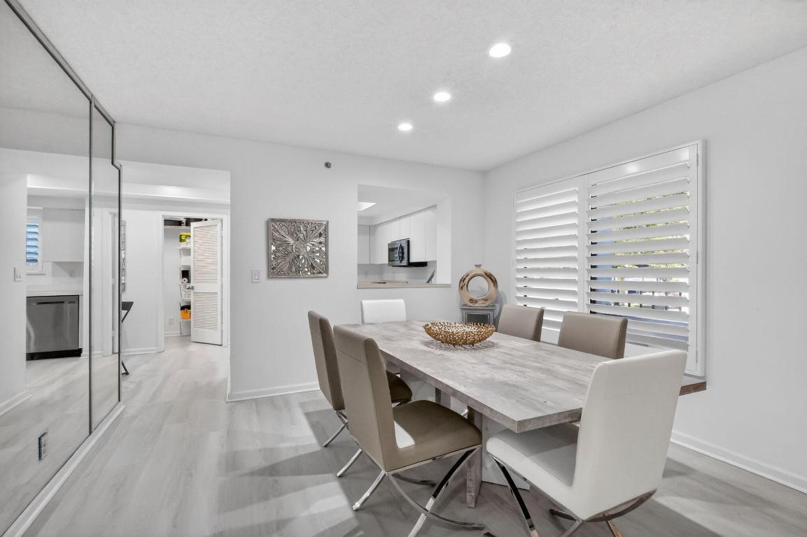 GLENEAGLES CONDO V - Residential Lease