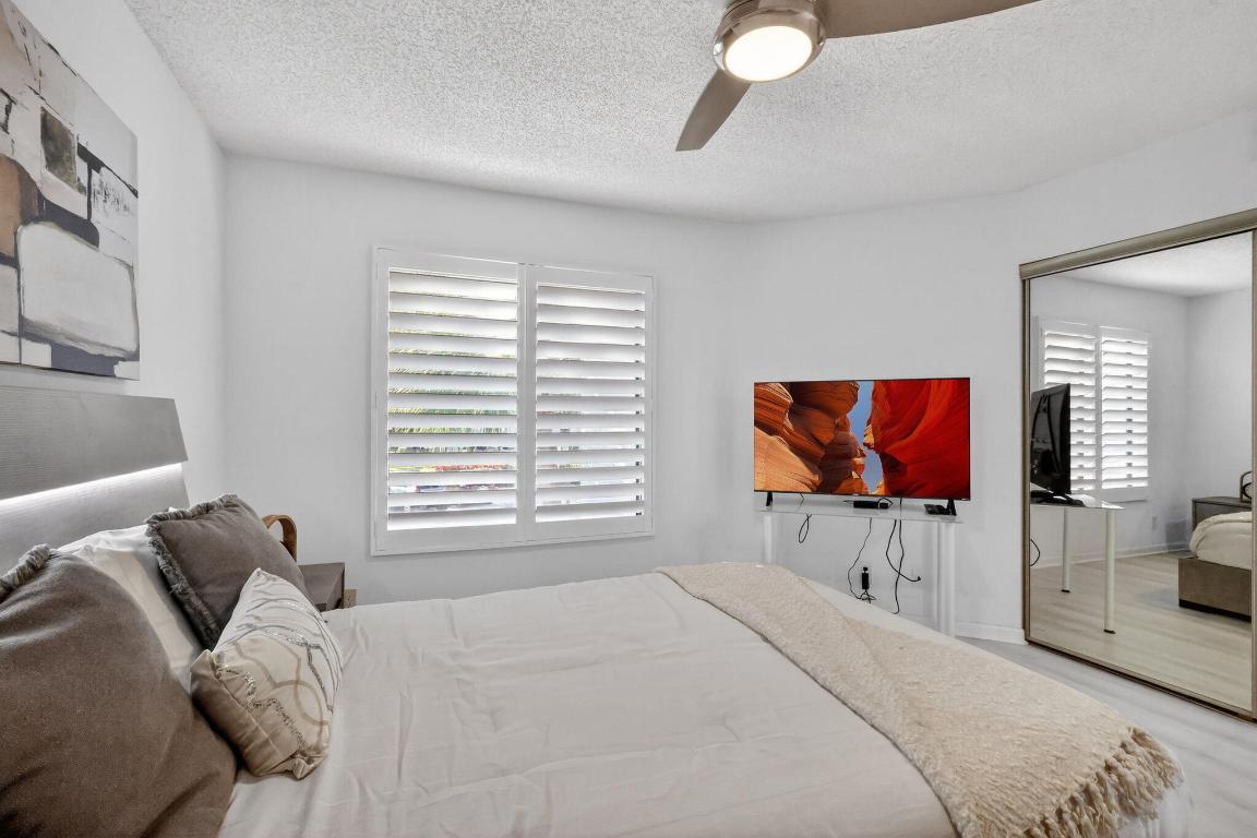 GLENEAGLES CONDO V - Residential Lease