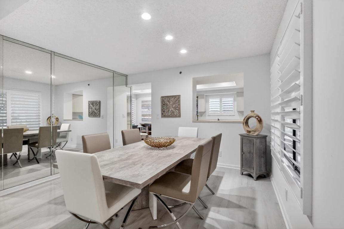 GLENEAGLES CONDO V - Residential Lease