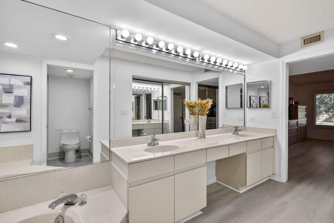 GLENEAGLES CONDO V - Residential Lease