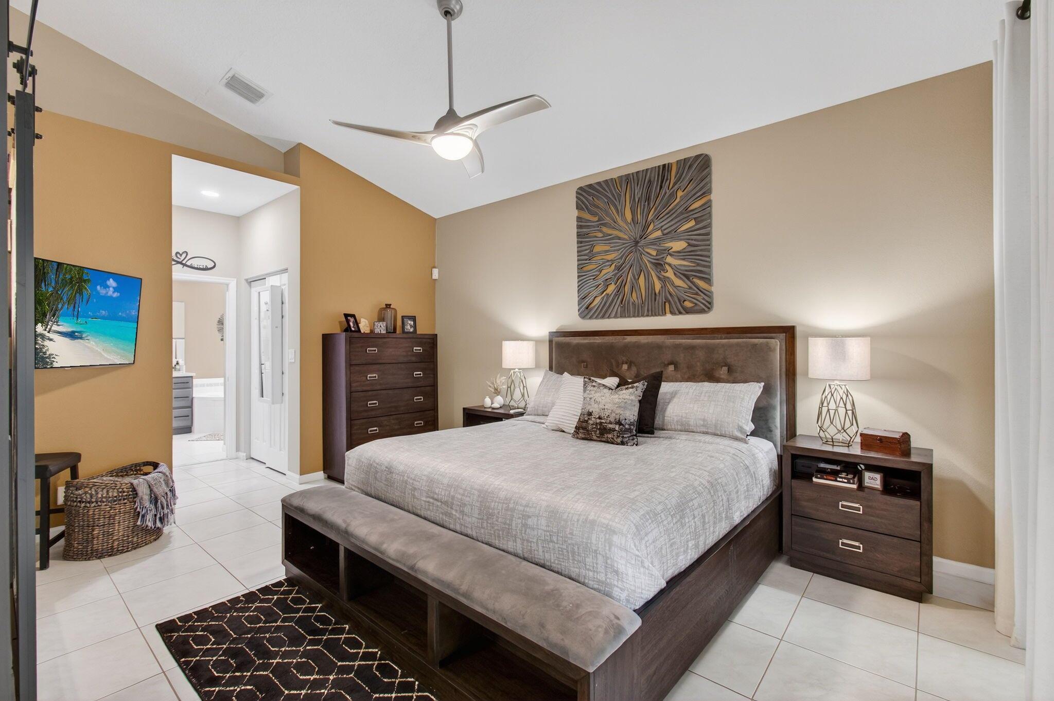 GATEWAY GARDENS - Residential