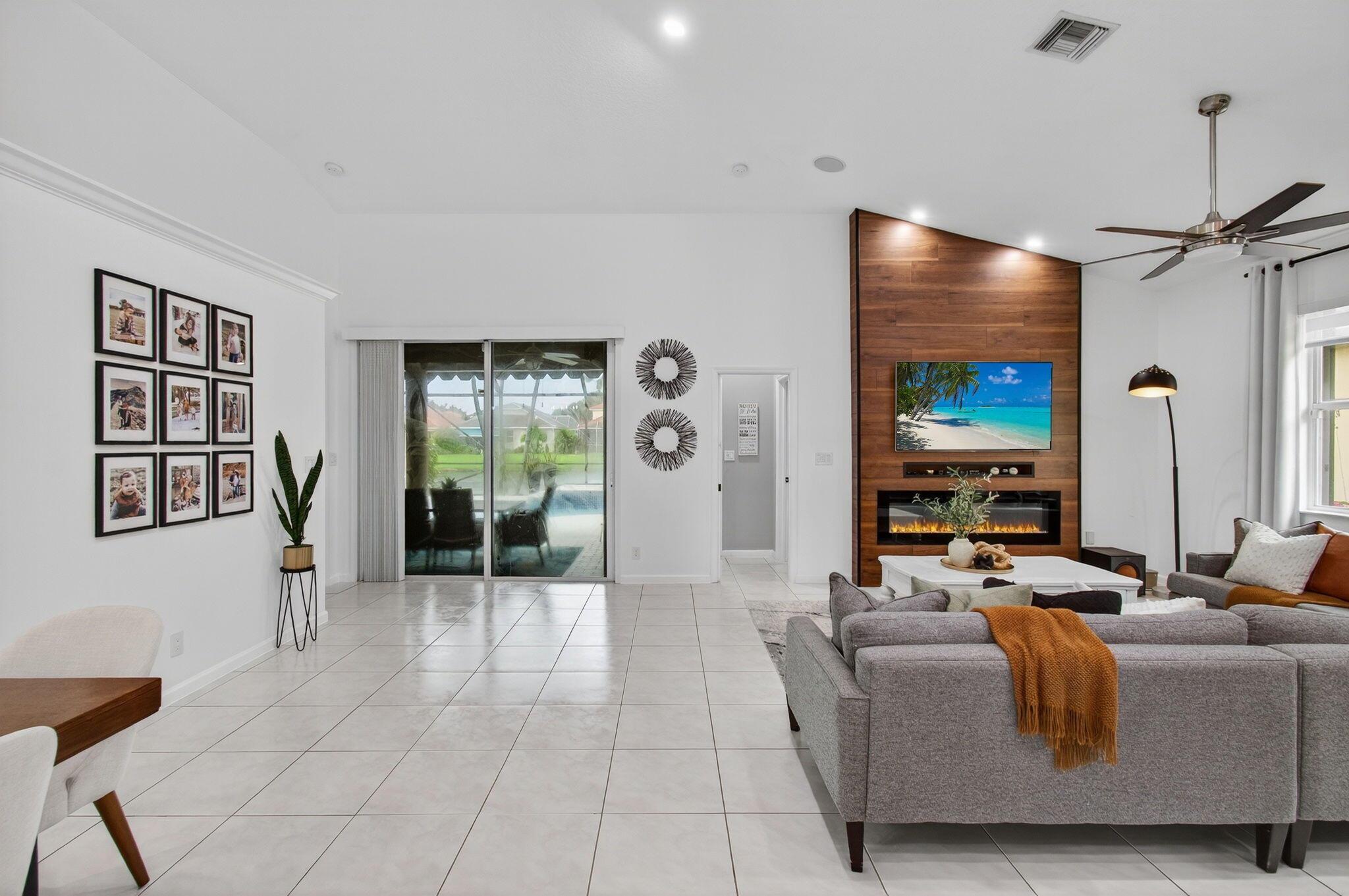 GATEWAY GARDENS - Residential
