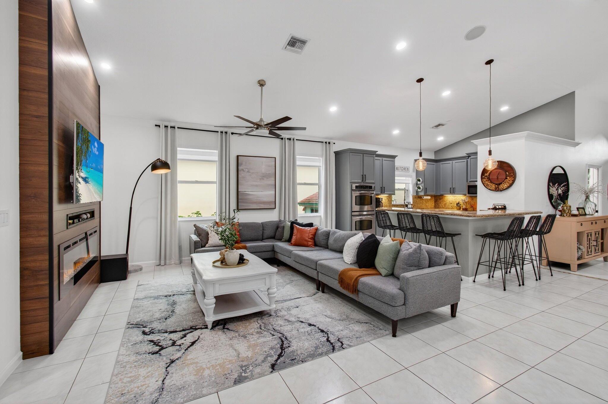 GATEWAY GARDENS - Residential