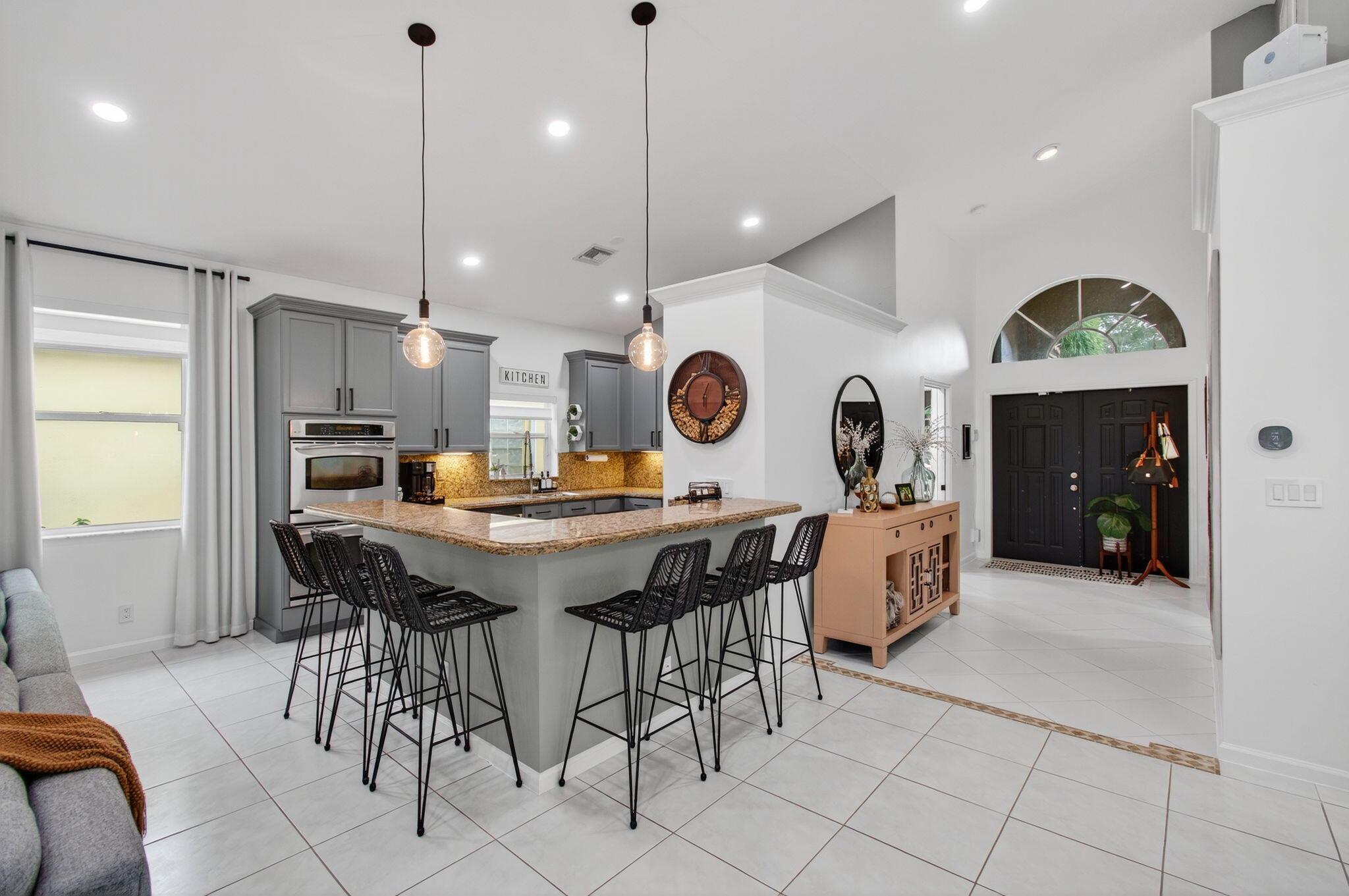 GATEWAY GARDENS - Residential