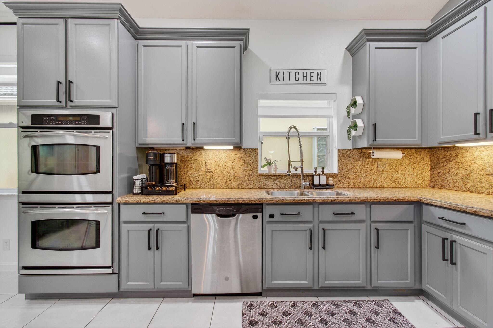 GATEWAY GARDENS - Residential