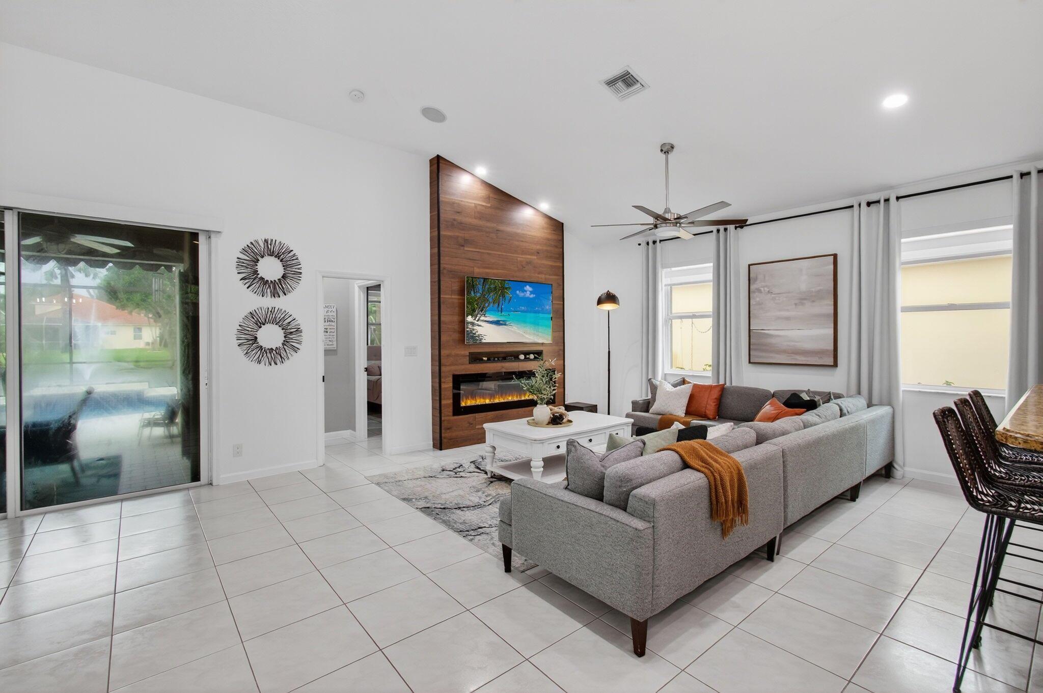GATEWAY GARDENS - Residential