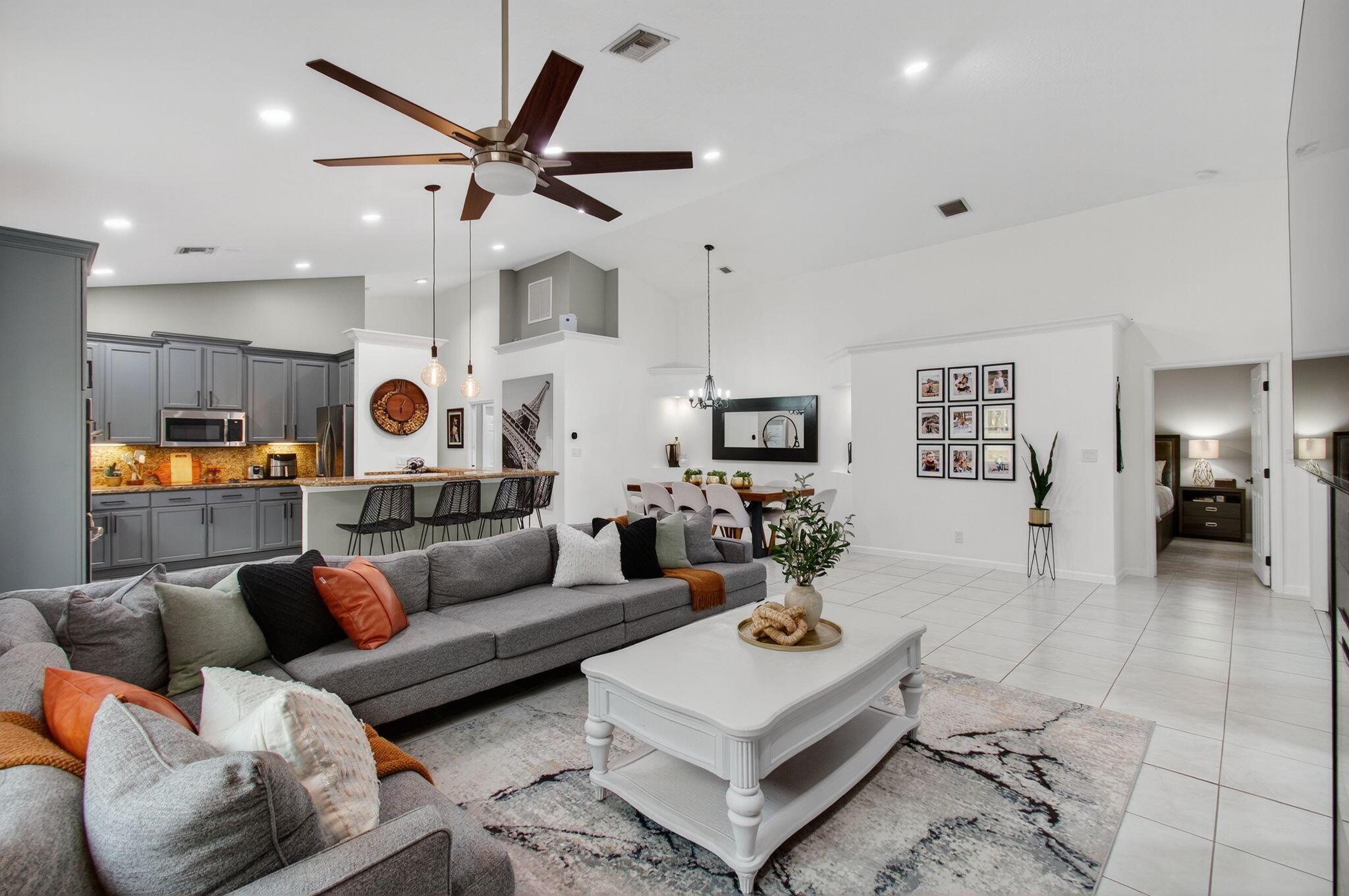 GATEWAY GARDENS - Residential