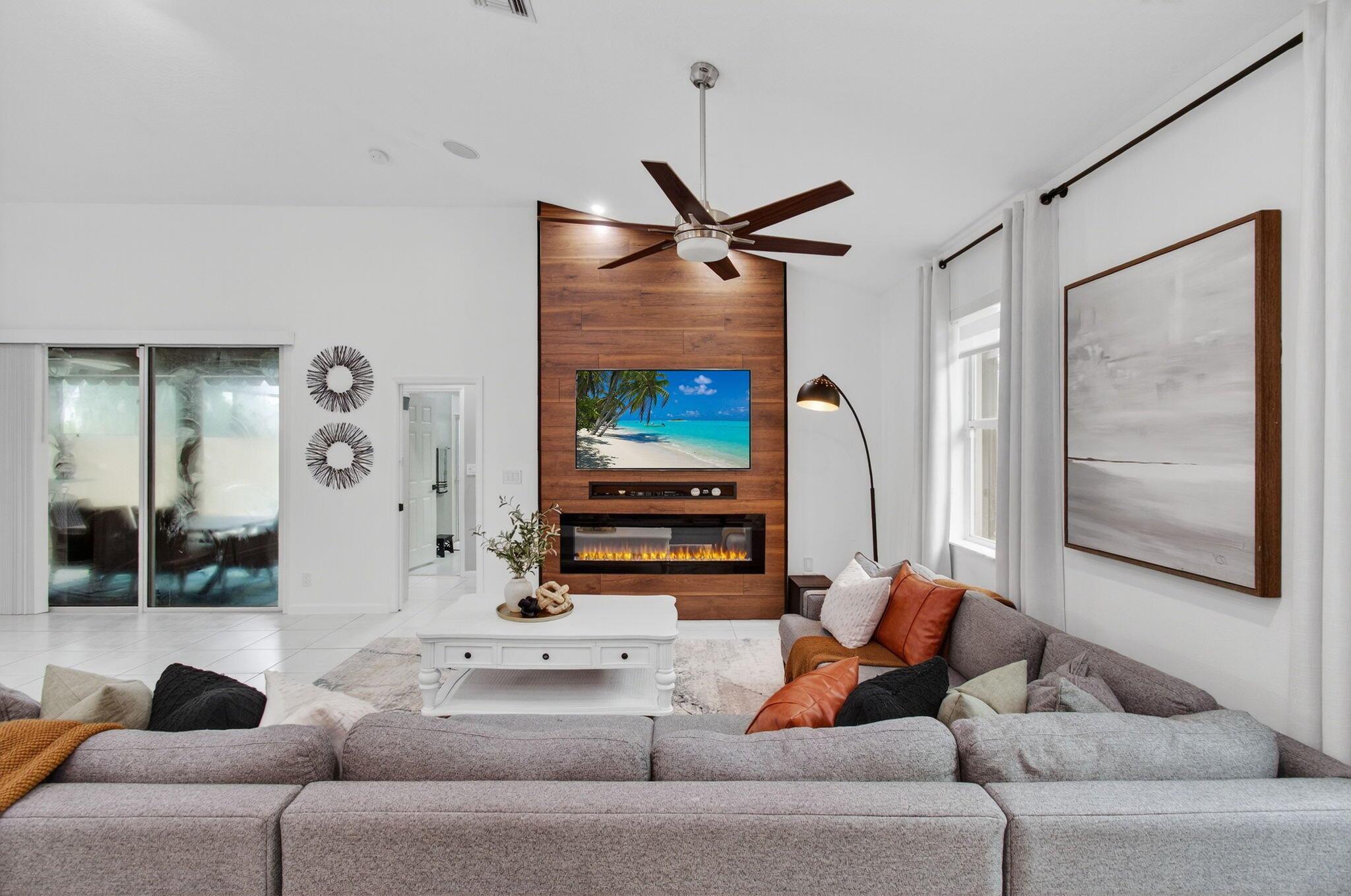 GATEWAY GARDENS - Residential