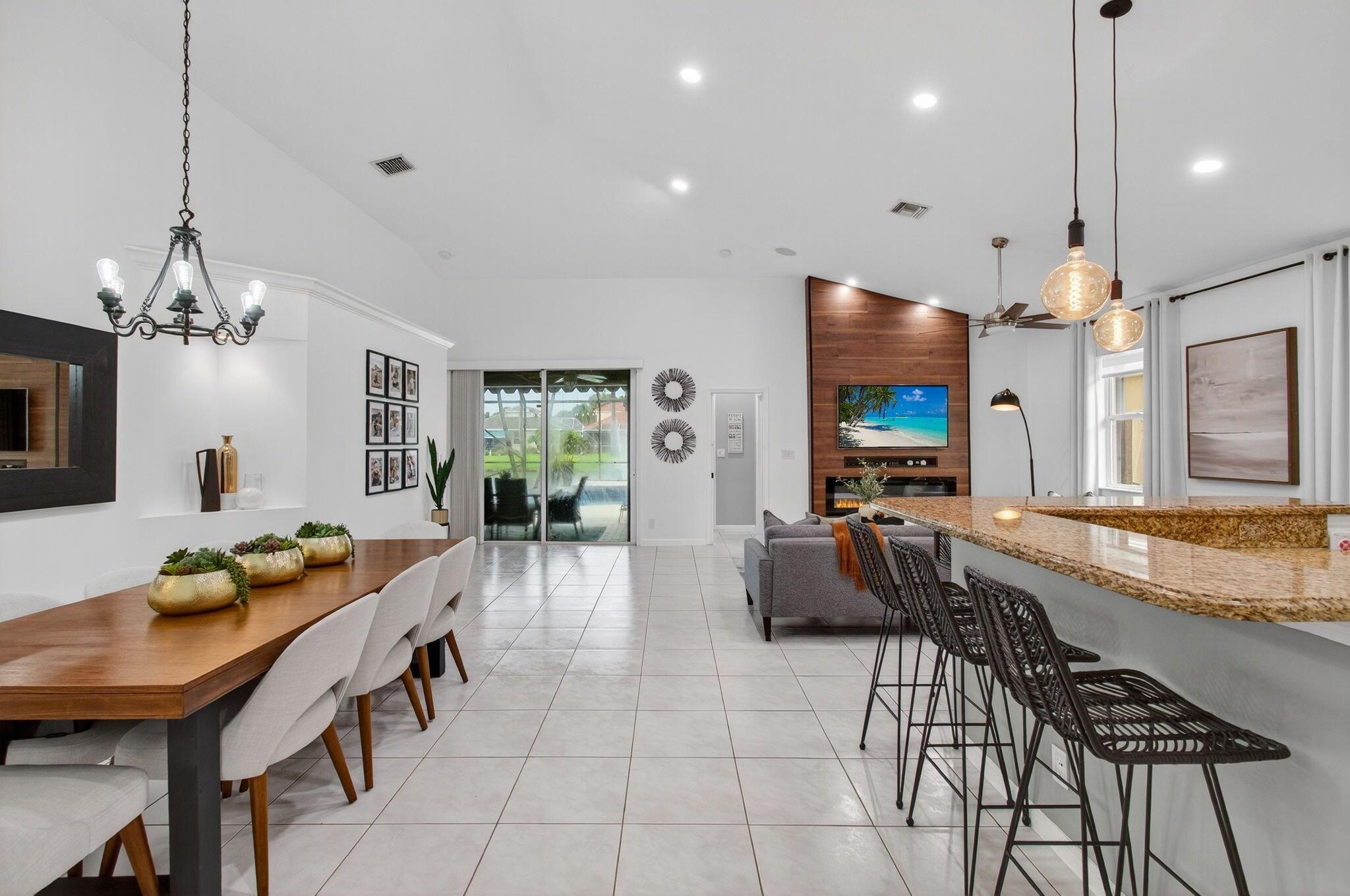GATEWAY GARDENS - Residential